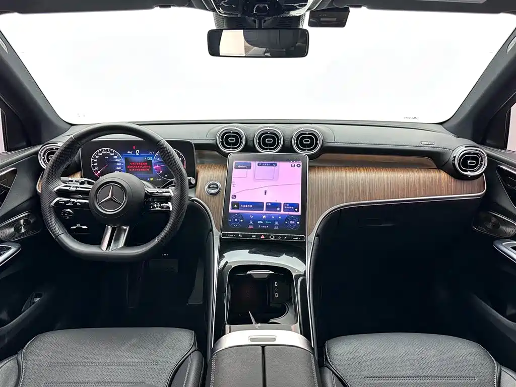 Mercedes-Benz GLC 2023 — фото 10
