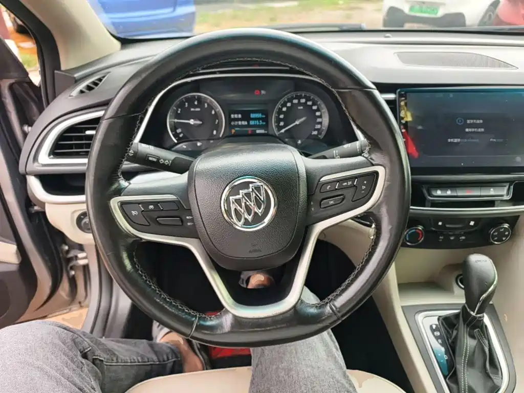 Buick Excelle GT 2018 — фото 11