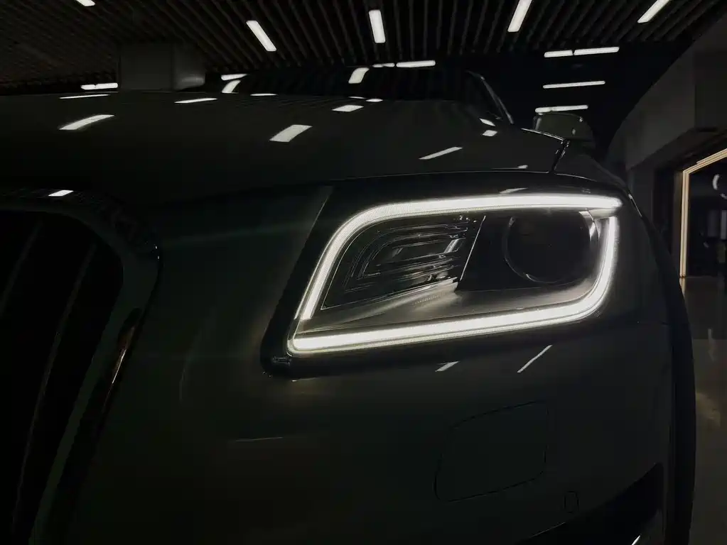 Audi Q5 2018 — фото 19