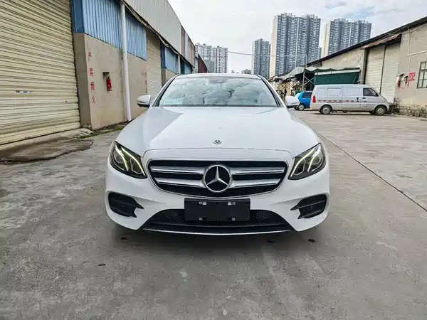 Mercedes-Benz E-Class 2017