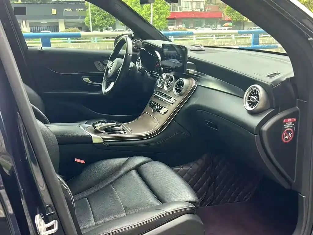 Mercedes-Benz GLC 2017