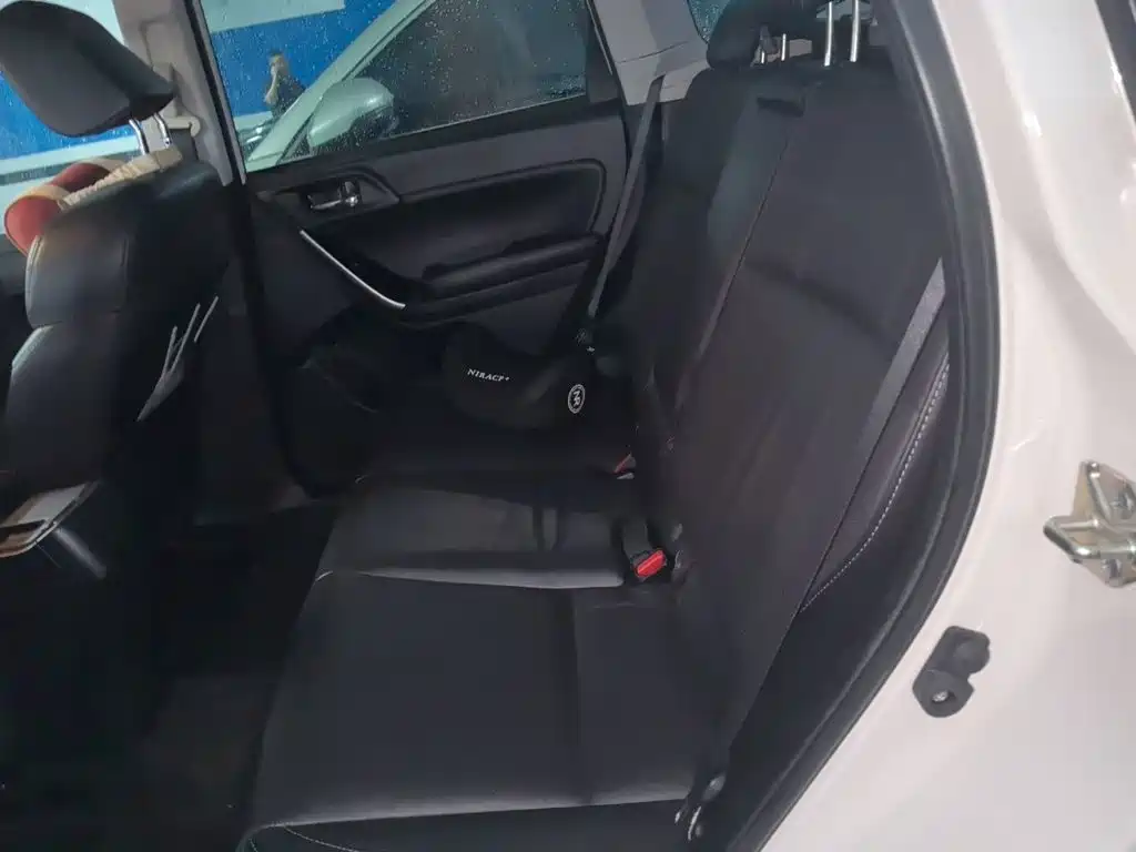 Subaru Forester 2017 — фото 15