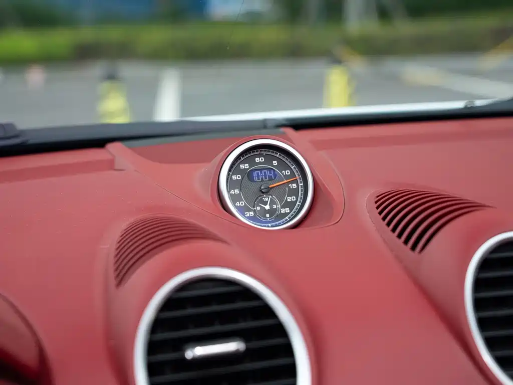 Porsche 718 2023 — фото 11