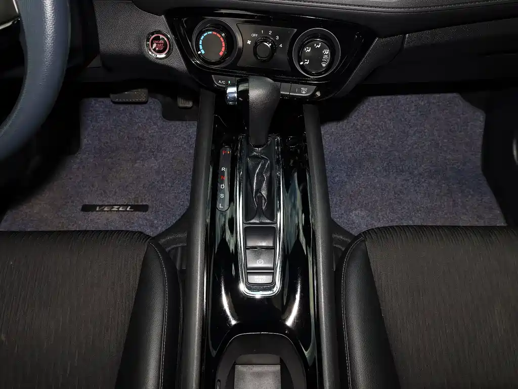Honda Vezel 2022 — фото 18