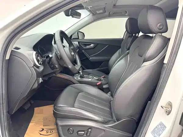 Audi Q2L 2022