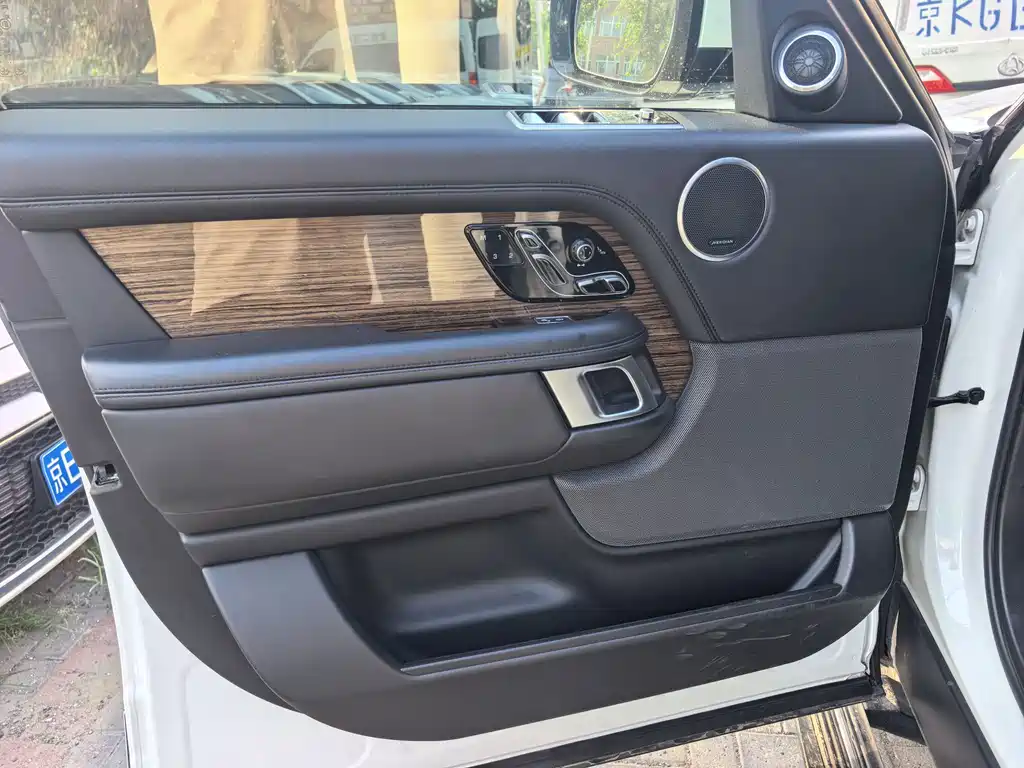 Land Rover Range Rover 2019 — фото 6