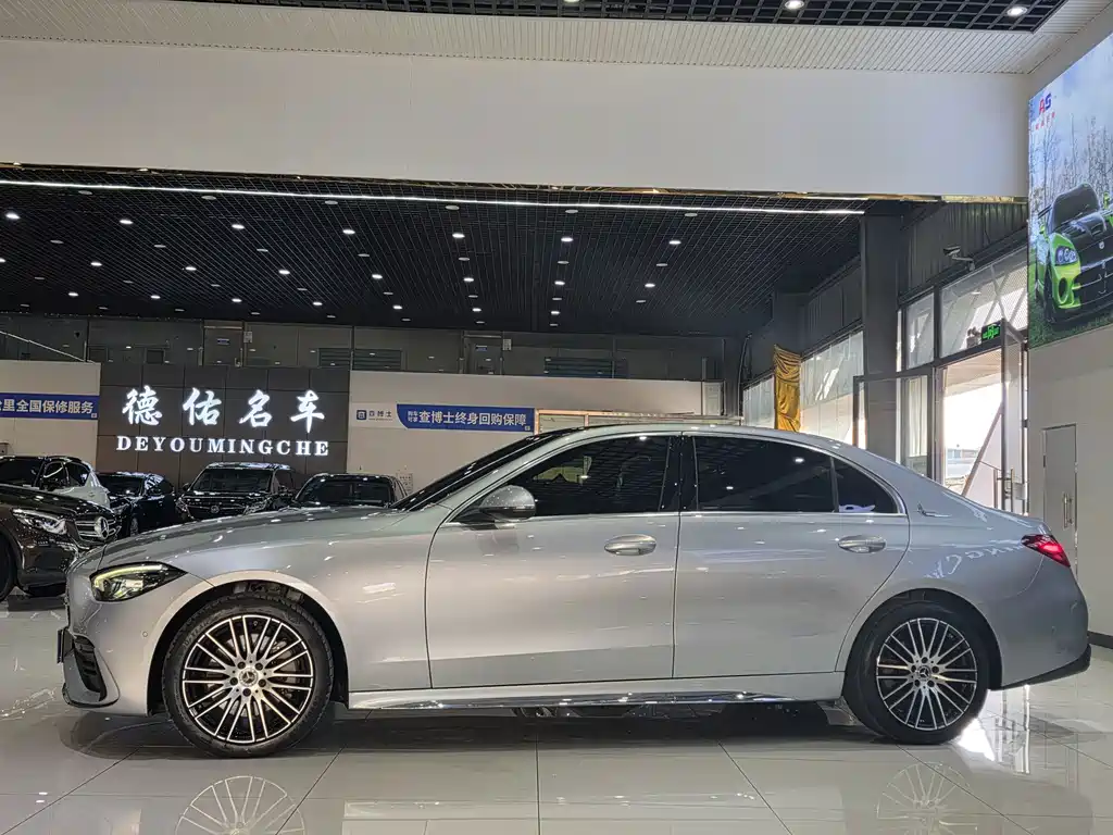 Mercedes-Benz C-Class 2022