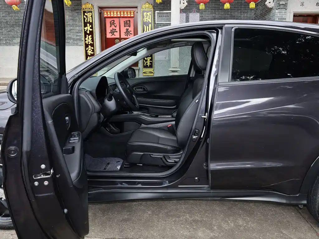 Honda Vezel 2022 — фото 15