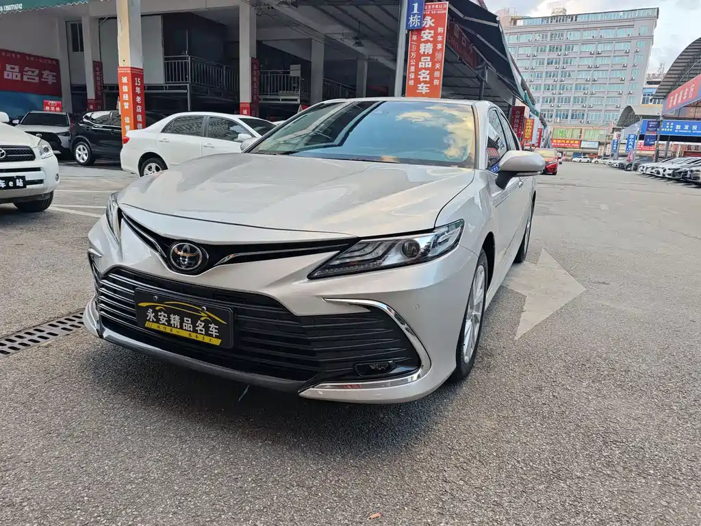 Toyota Camry 2021