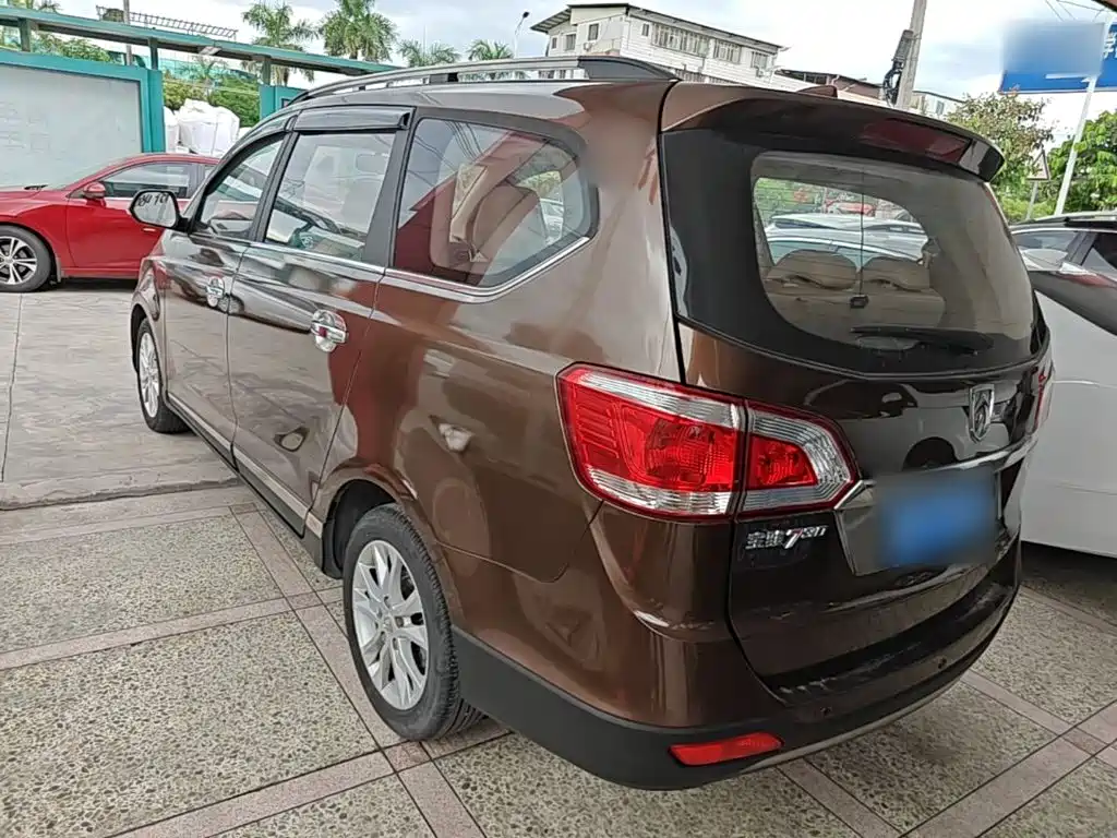 Baojun 730 2014