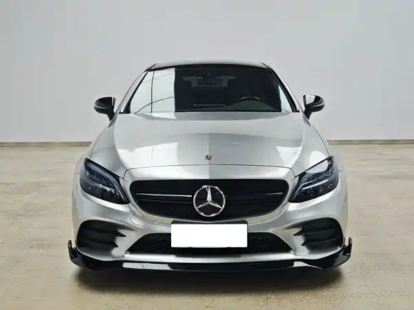 Mercedes-Benz C-Class 2020