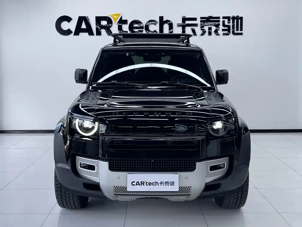 Land Rover Defender 2021