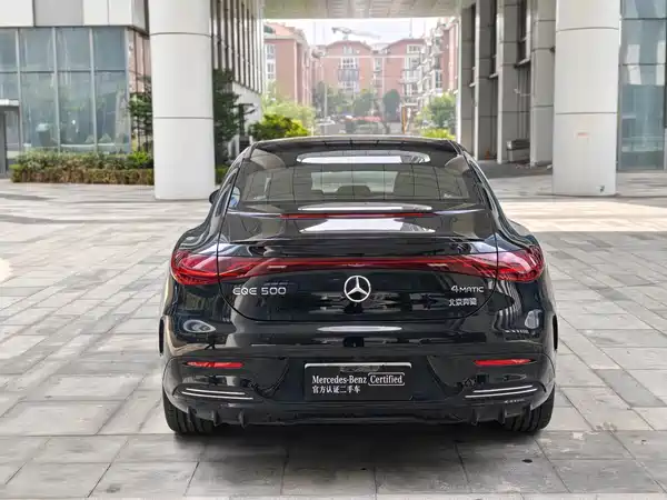 Mercedes-Benz EQE 2025