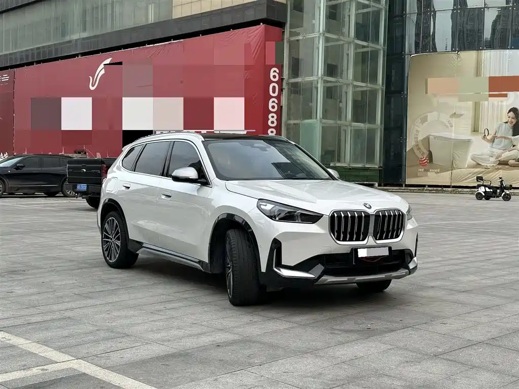 BMW X1 2024 — фото 3