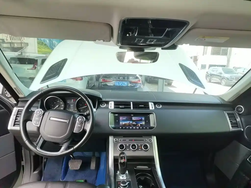 Land Rover Range Rover Sport 2017 — фото 10