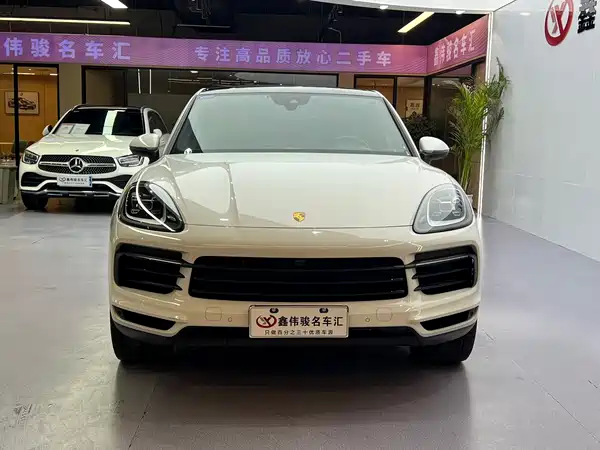 Porsche Cayenne 2021