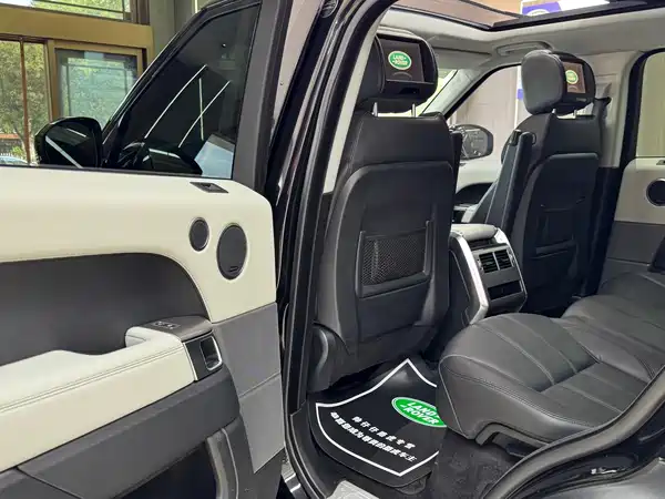 Land Rover Range Rover Sport 2016