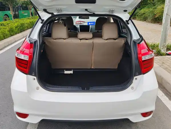 Toyota Yaris L 2018