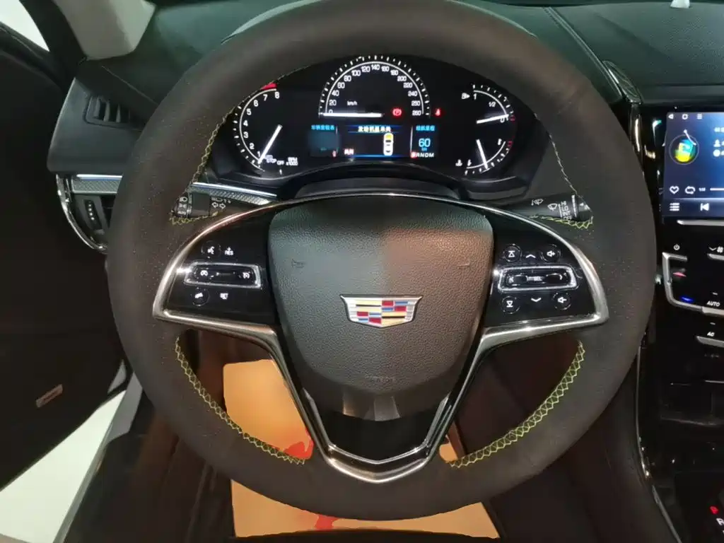 Cadillac ATS-L 2018 — фото 11