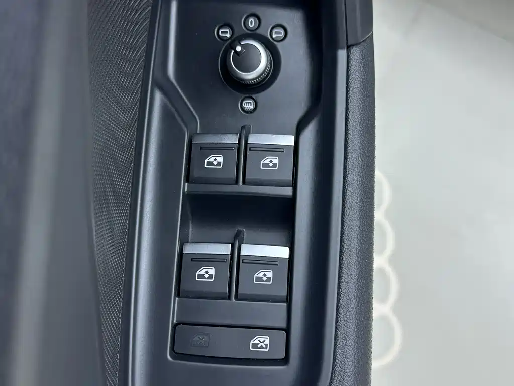 Audi A3 2022 — фото 18