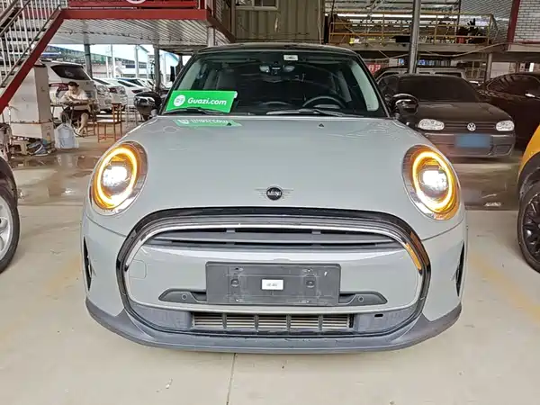 MINI 2022