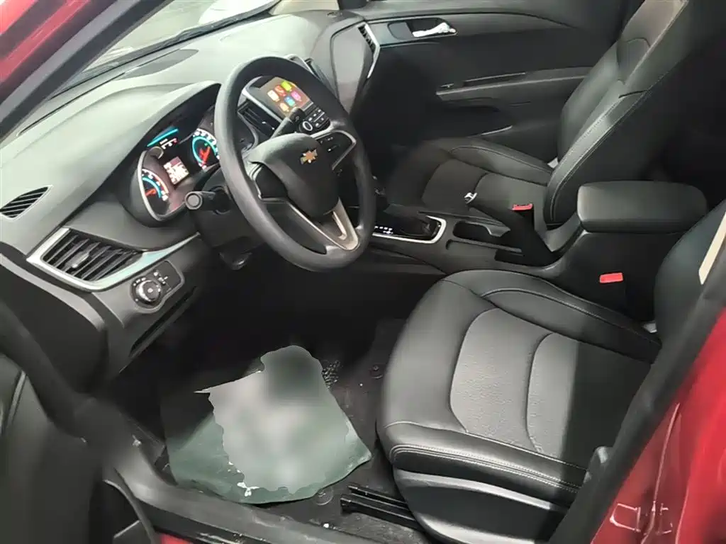 Chevrolet Cavalier 2018 — фото 15