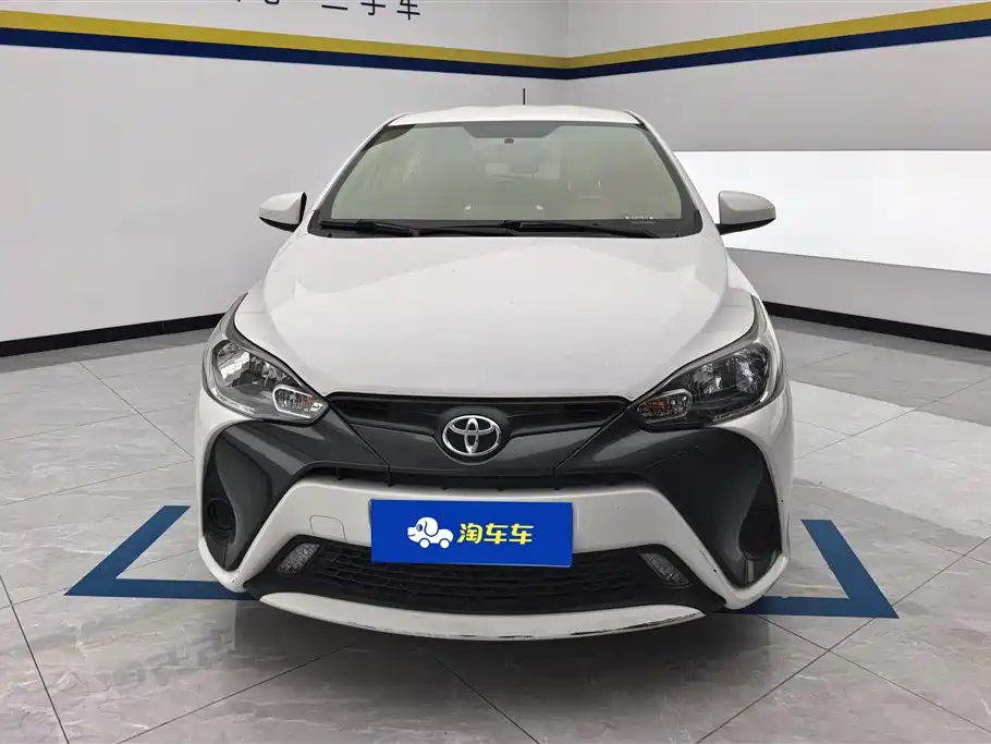 Toyota Yaris L 2020