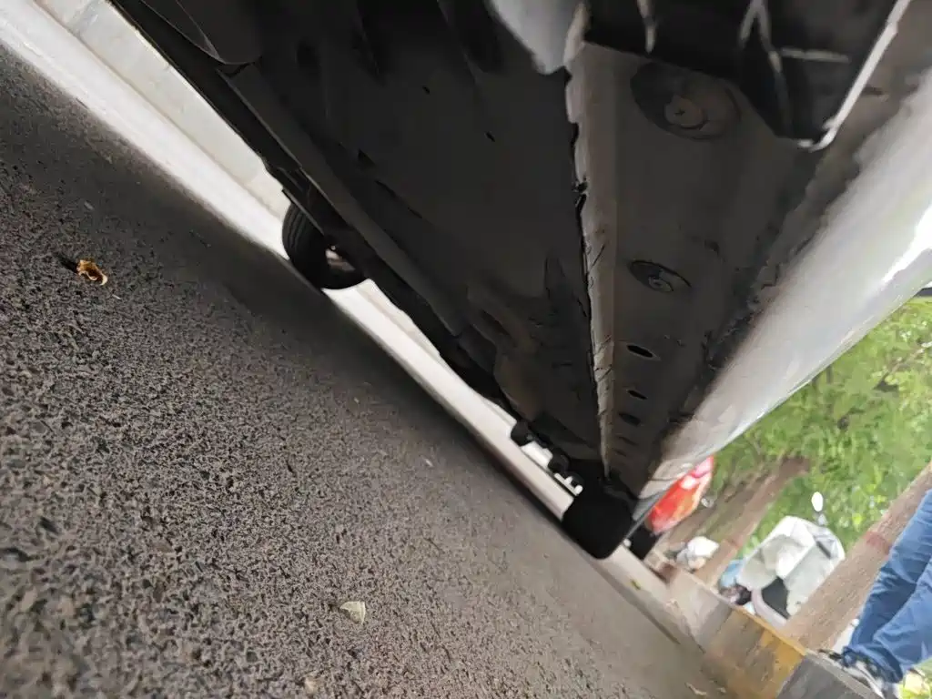 Toyota Yaris L 2015 — фото 17