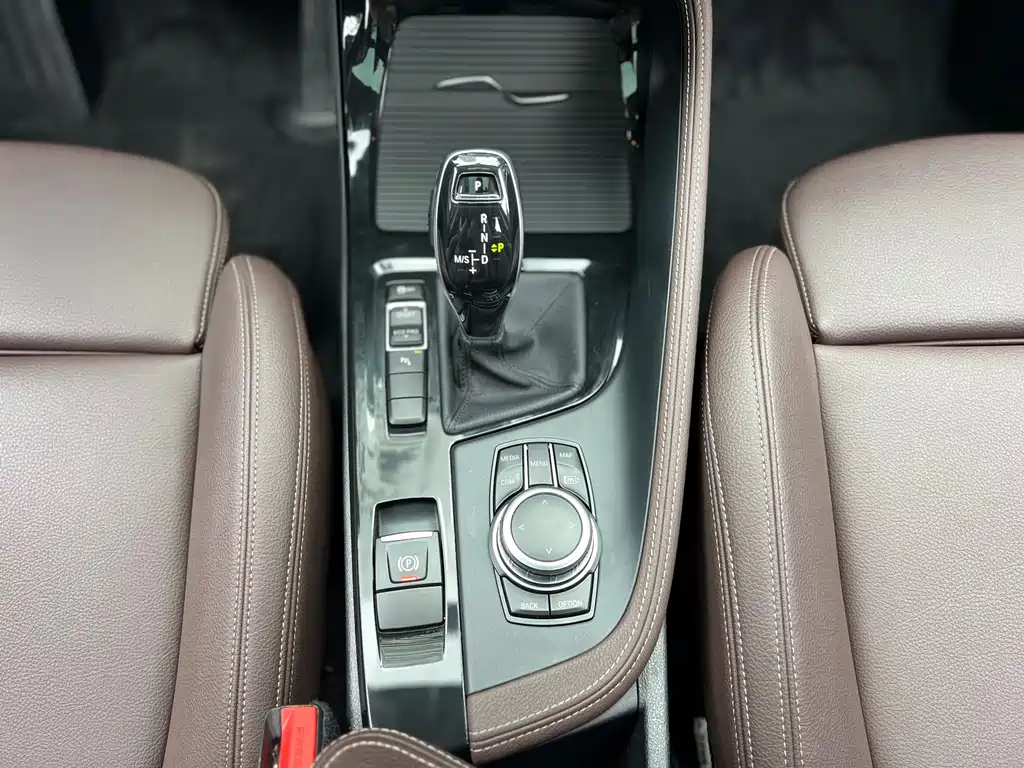 BMW X1 2022 — фото 15