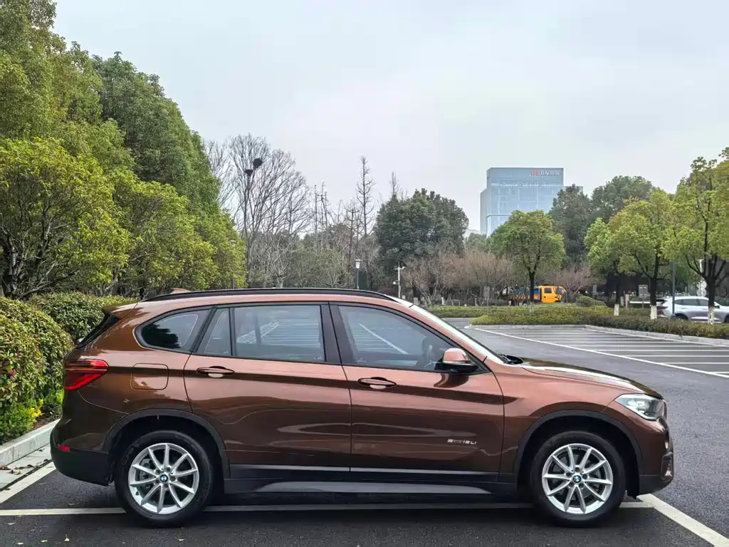 BMW X1 2016 — фото 5