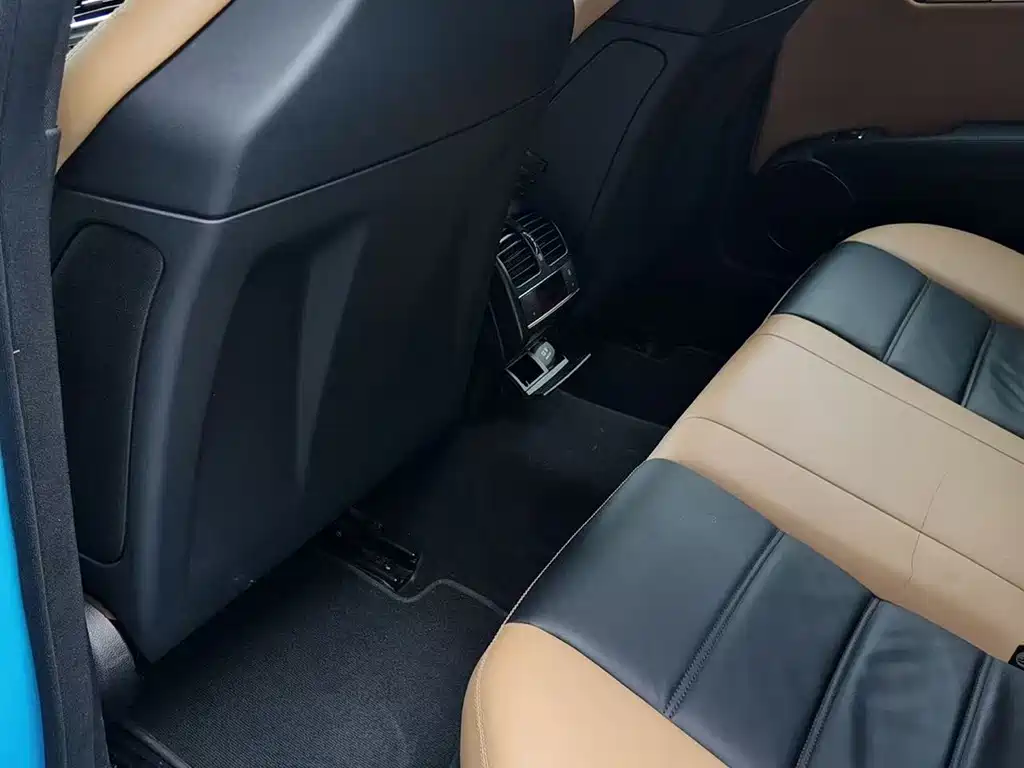 Mercedes-Benz C-Class AMG 2013 — фото 6