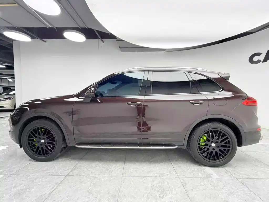 Porsche Cayenne New Energy 2016 — фото 8