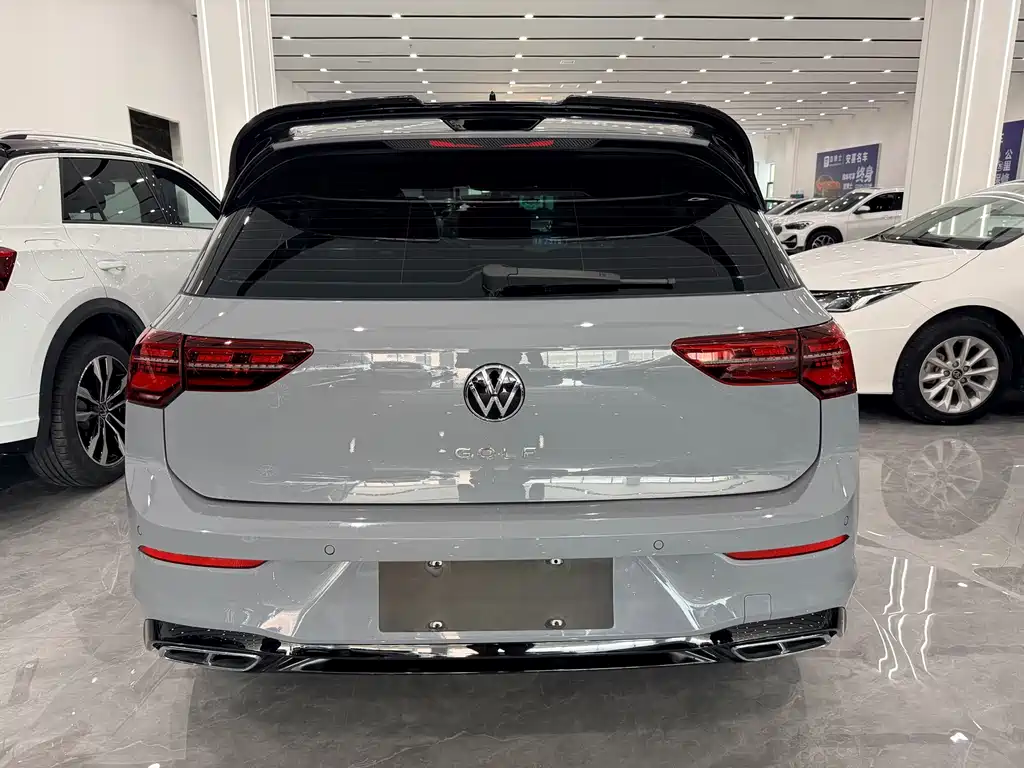 Volkswagen Golf 2023