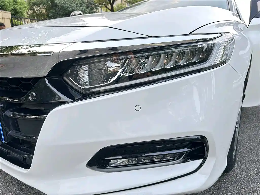 Honda Accord 2020 — фото 15