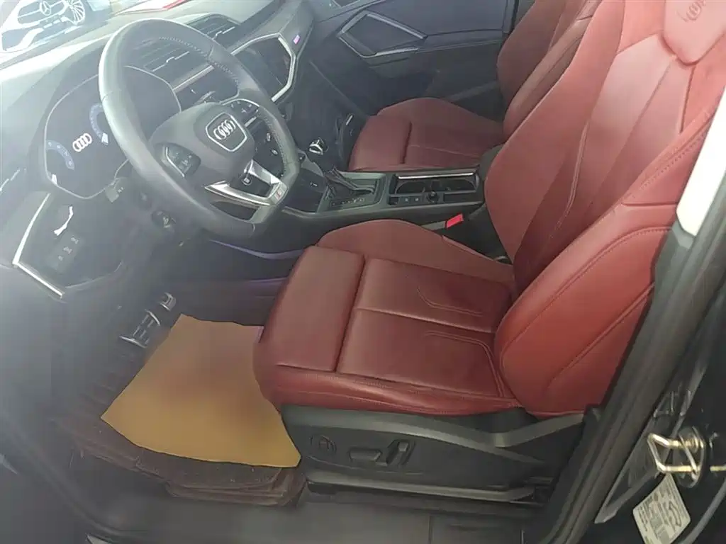 Audi Q3 Sportback 2021 — фото 15