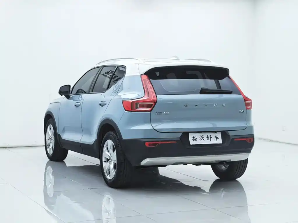 Volvo XC40 2018 — фото 30