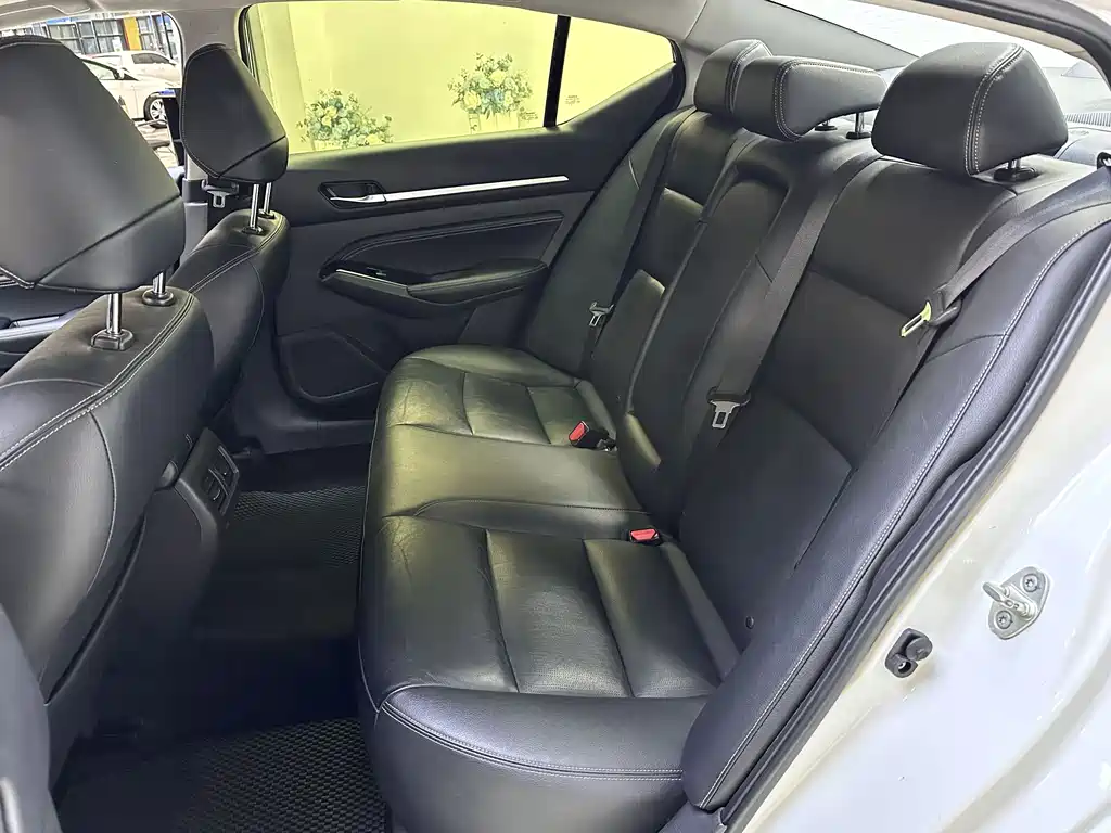 Nissan Teana 2023 — фото 14