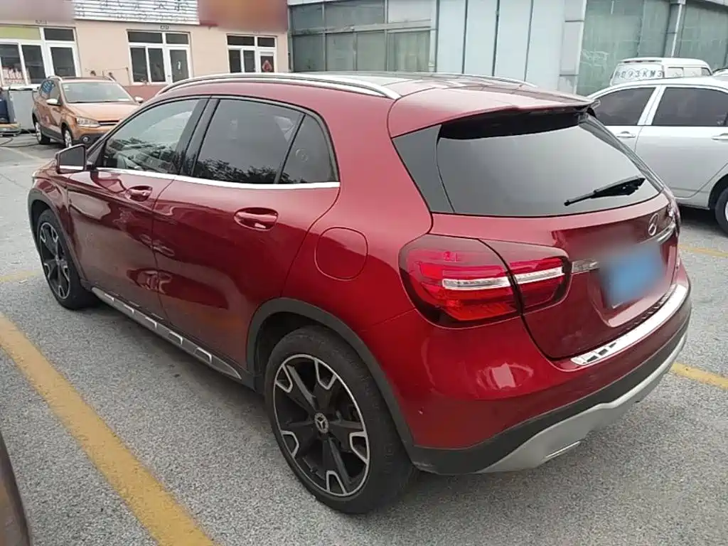 Mercedes-Benz GLA 2017