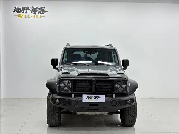 Tank 300 2022