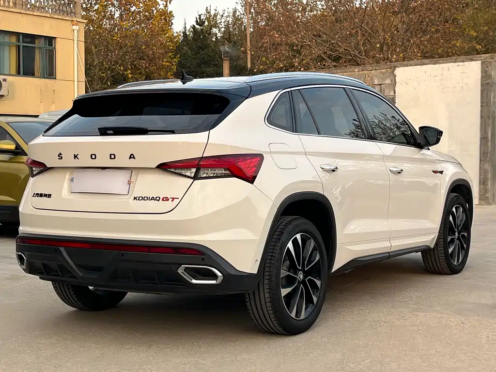 Skoda Kodiaq GT 2023 — фото 3