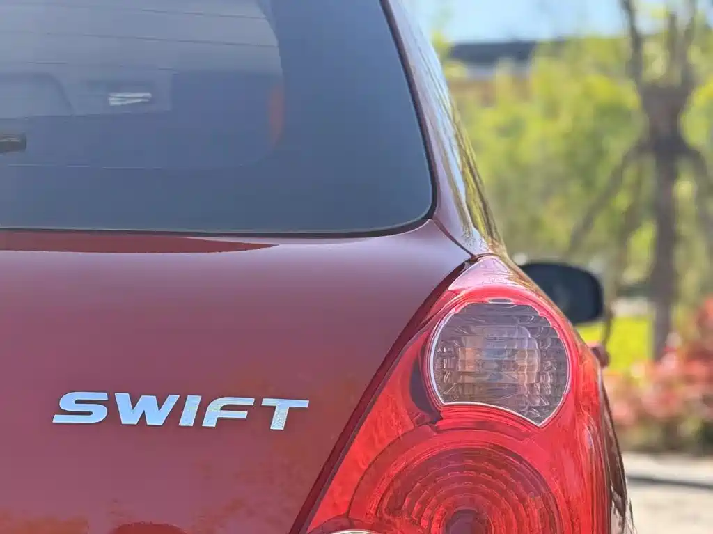 Suzuki Swift 2018 — фото 9