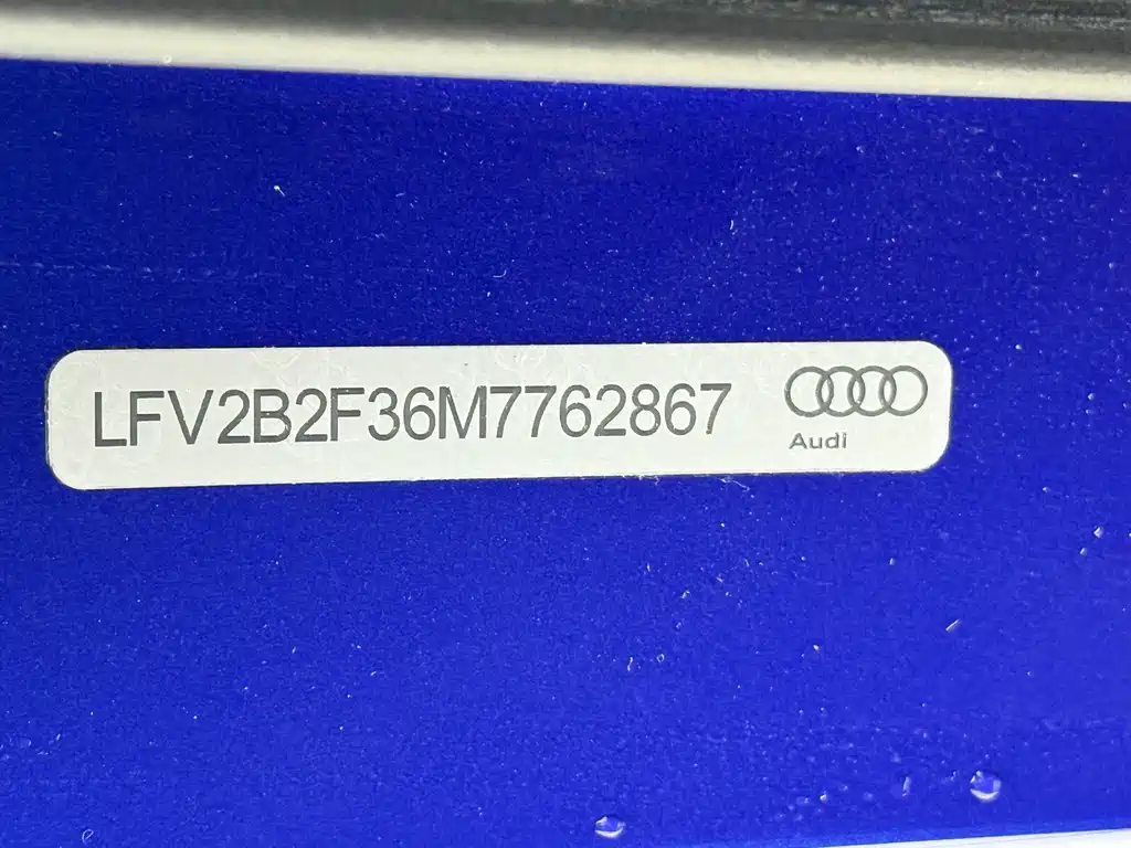 Audi Q3 2021 — фото 22