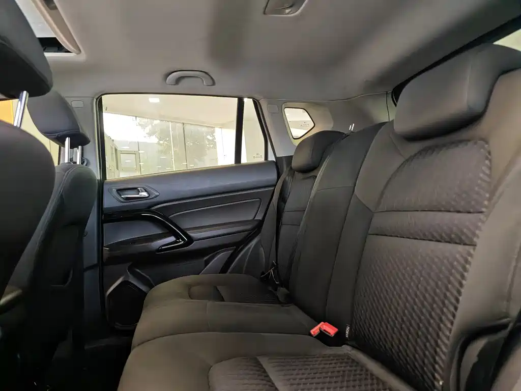 GAC Motor Trumpchi GS4 2015 — фото 22