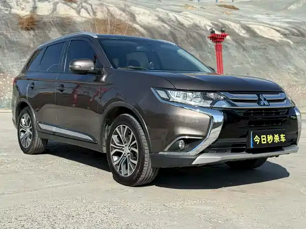 Mitsubishi Outlander 2018