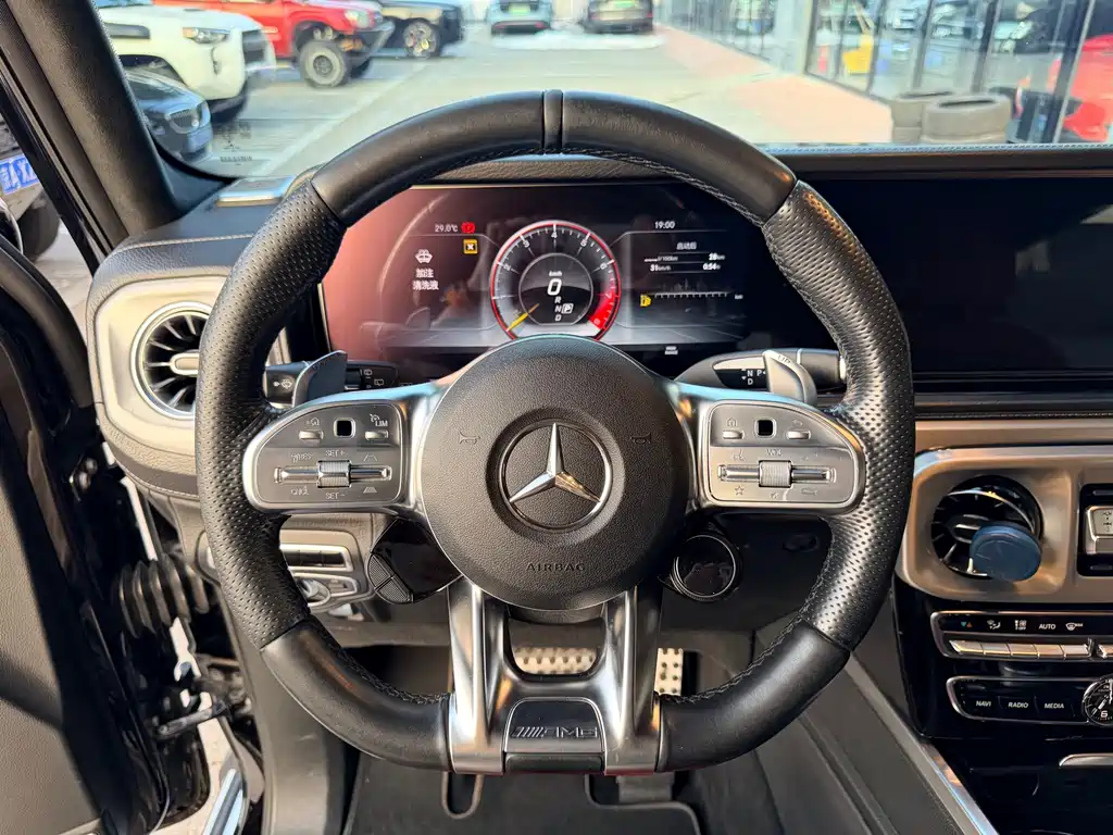 Mercedes-Benz G-Class AMG 2021 — фото 9