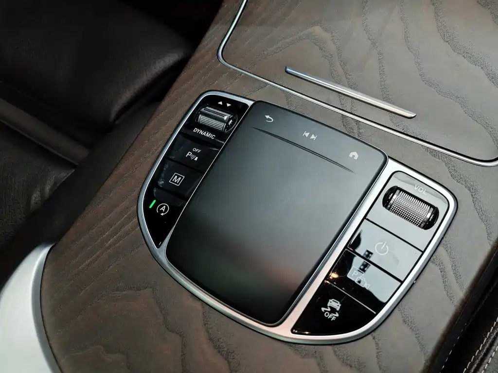 Mercedes-Benz GLC 2021 — фото 16