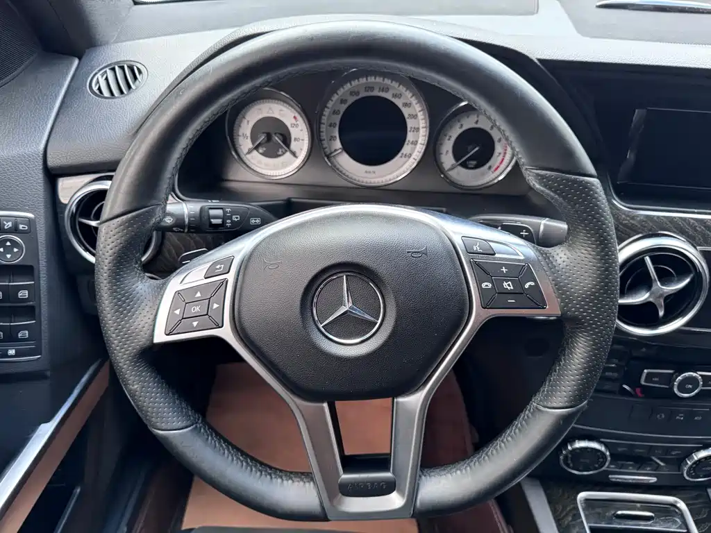 Mercedes-Benz GLK-Class 2015 — фото 12