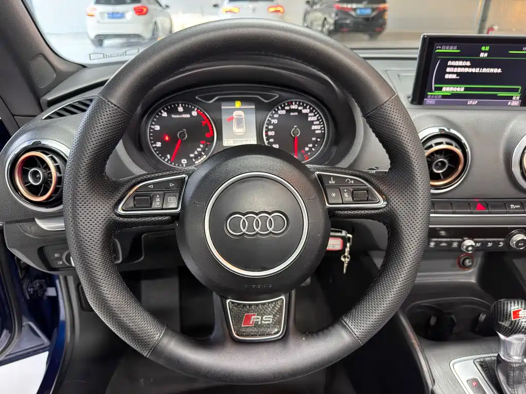 Audi A3 2015 — фото 10