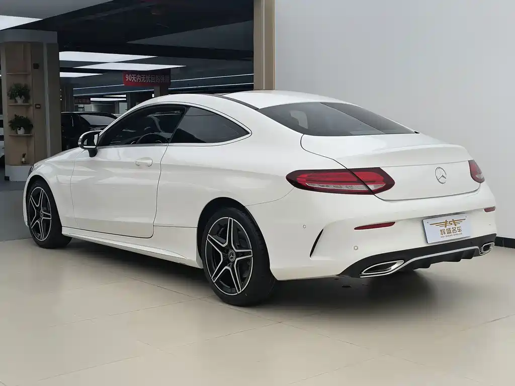 Mercedes-Benz C-Class 2019 — фото 11