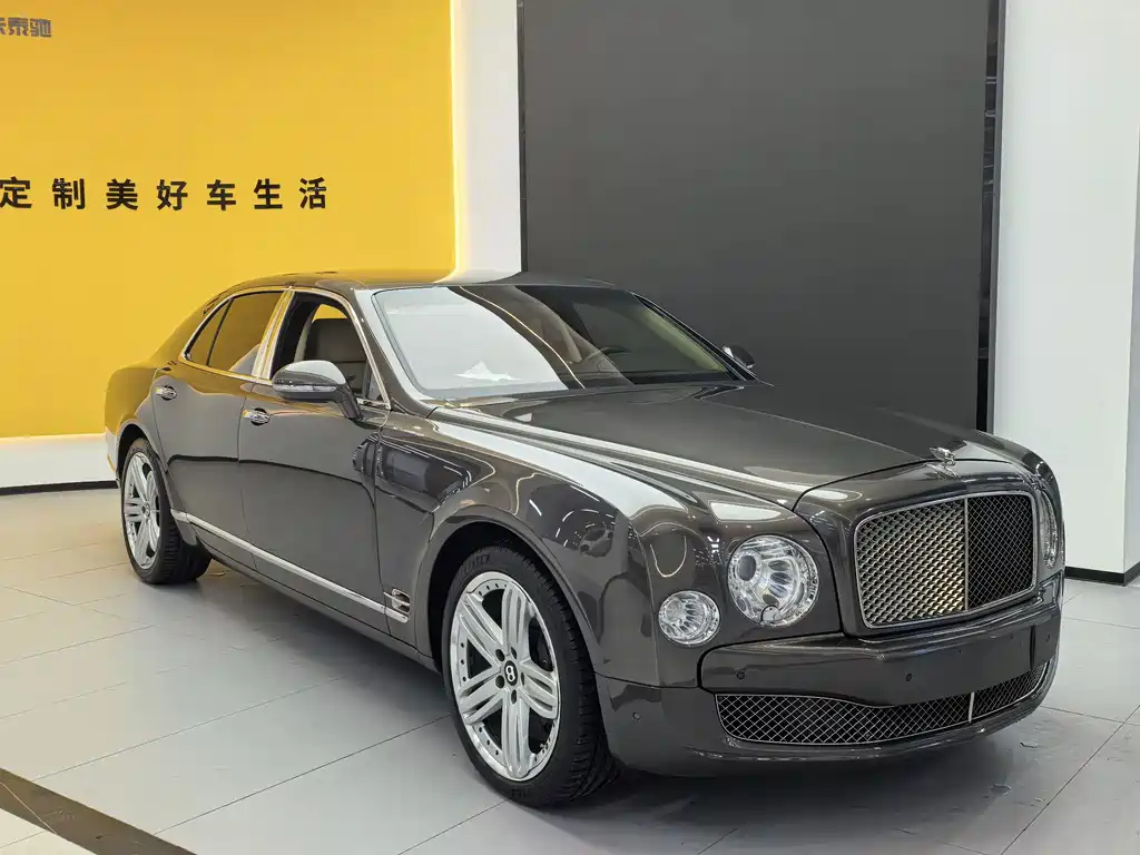 Bentley Mulsanne 2015 — фото 3
